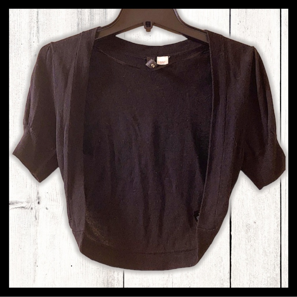 🆕•DIVIDED by H&M Black Cardigan Sweater; Open-front; Short sleeves; NWOT
